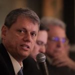 Tarcísio desperdiça oferta lucrativa e vende terras públicas por 10% do preço em São Paulo