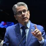 Não há mérito na suposta valentia de Alessandro Vieira