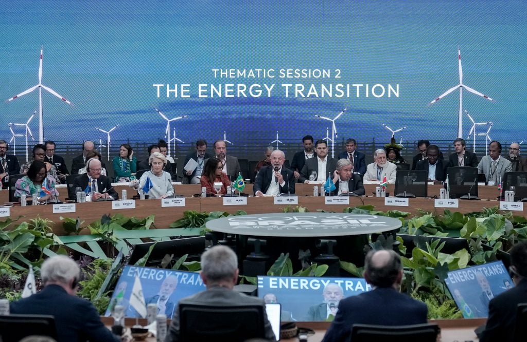 COP30: Lula cobra países ricos sobre o custo climático das guerras