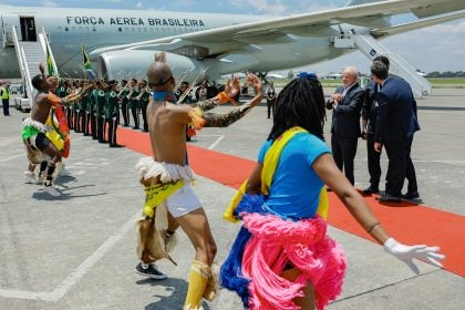 Lula desembarca na África do Sul para participar da Cúpula do G20