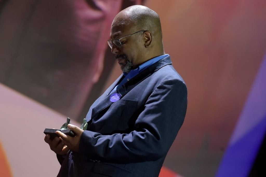 Adilson Moreira: Culto branco à meritocracia esconde o poder dos círculos de relacionamento