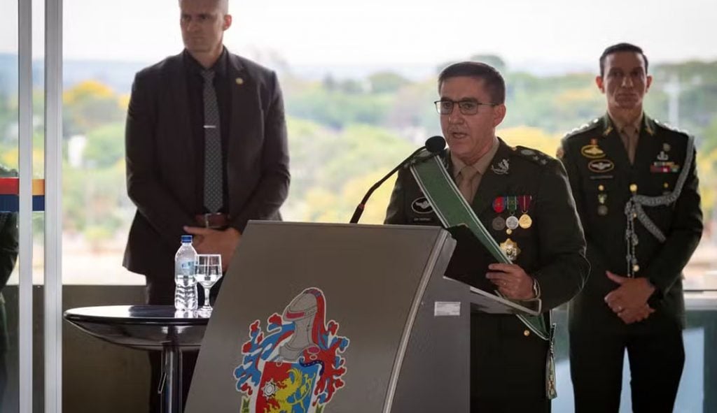 Quem é o general absolvido pelo STF na trama golpista