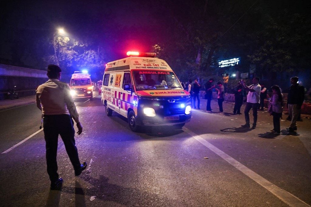 Explosão de carro em Nova Délhi deixa pelo menos 8 mortos e 19 feridos