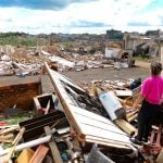Cidade no Paraná devastada por tornado tem 2 mil sem luz; 32 seguem internados