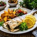 Peixe assado: 5 receitas saudáveis e deliciosas para o almoço ou jantar