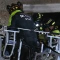 Trabalhador é resgatado dos escombros de torre medieval em Roma