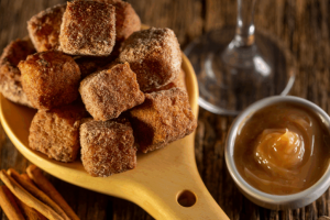 Dadinho de tapioca: 3 receitas rápidas para fazer em casa