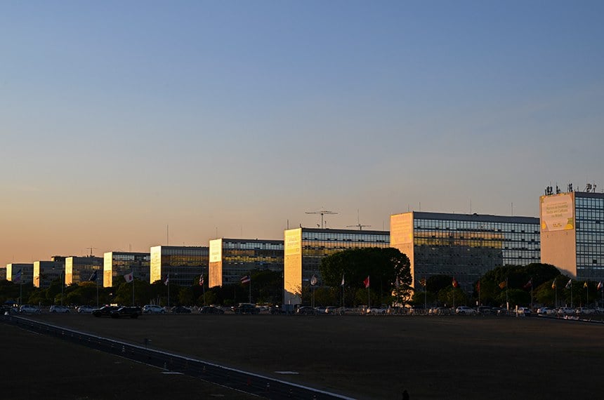 Linguagem simples em mensagens de órgãos públicos passa a ser obrigatória