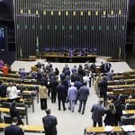 Câmara aprova urgência de projeto que suspende resolução sobre aborto legal em menores vítimas de violência