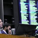 Câmara aprova regime de urgência para 4 projetos de lei; veja a lista