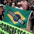 Manifestantes vão às ruas contra o PL da Dosimetria