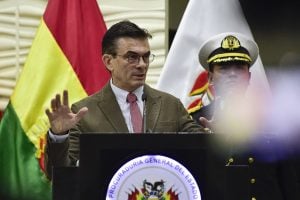 Governo da Bolívia anuncia o fim de duas décadas de subsídios aos combustíveis