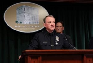 Filho de Rob Reiner é alvo de acusações de homicídio após mortes dos pais