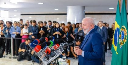 Sem Bolsonaro, Brasil sobe 19 posições no ranking anual de liberdade de imprensa da RSF