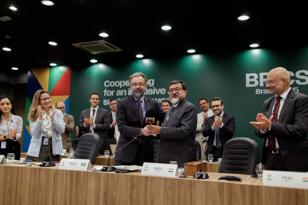 Brasil passa a presidência do Brics para a Índia; mandato começa em 1º de janeiro