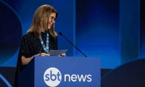 Criticada por Zezé Di Camargo, filha de Silvio Santos promete jornalismo 'sem viés' em novo canal do SBT