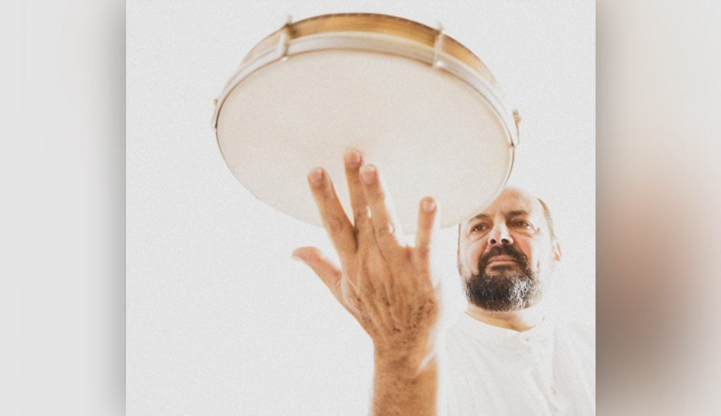 Douglas Germano oferece originalidade e a alma brasileira em seu 5º álbum