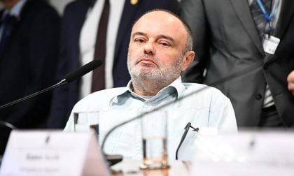 Moraes mantém prisão de bolsonarista que tentou explodir bomba no Aeroporto de Brasília