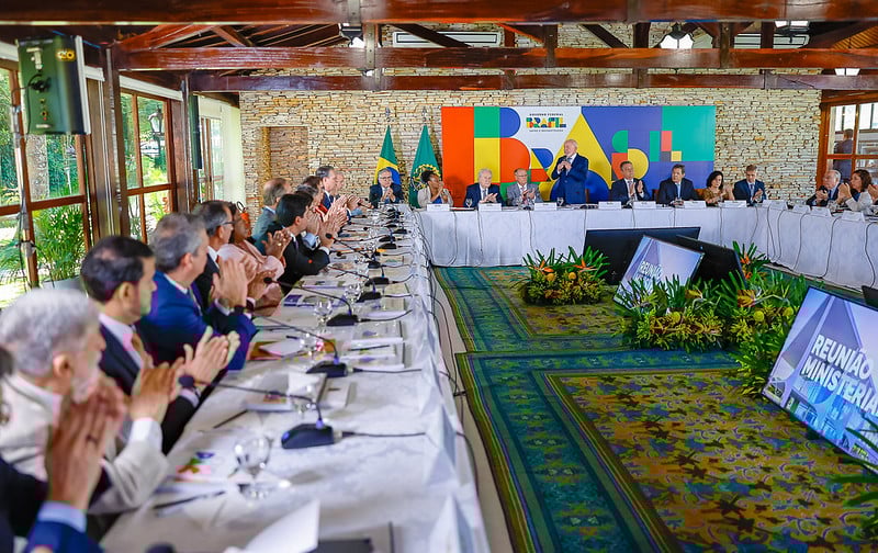 Lula diz que 2026 será ‘o ano da verdade’ e aponta cenário favorável em última reunião ministerial de 2025