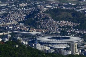 'Nem que eu arrebente o portão': desembargador pediu a Bacellar ingressos para jogo do Flamengo