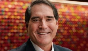 Coca-Cola anuncia brasileiro como novo CEO