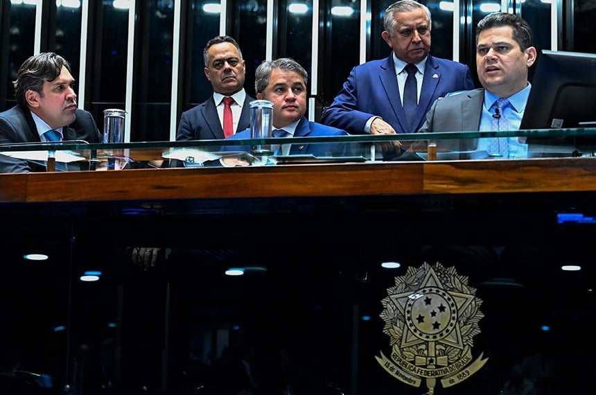 Congresso busca acordo para levar LDO ao plenário na quinta