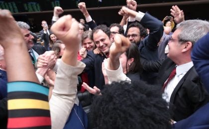 ‘Vitória coletiva’: A reação de Glauber Braga após evitar a cassação na Câmara