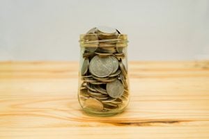 6 simpatias para fazer na praia no Ano-Novo