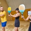 Beach tennis: 5 dicas para reduzir o risco de lesões