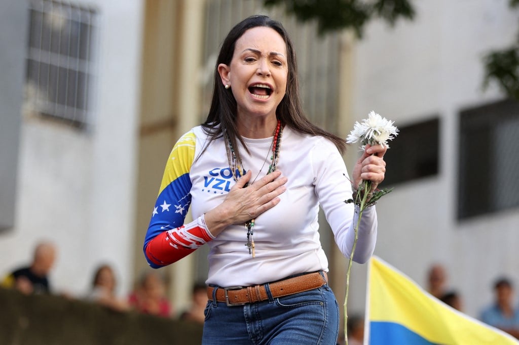 Trump anuncia que receberá María Corina Machado, opositora de Maduro, nos EUA