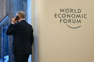 Antes da chegada de Trump, líderes europeus discursam em Davos com foco na Groenlândia