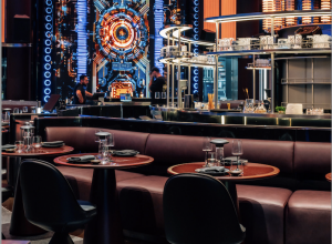 Hannibal na cozinha de Blade Runner