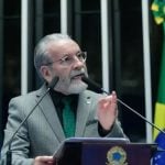 Presidente do CFM contesta convocação à PF após anulação de sindicância