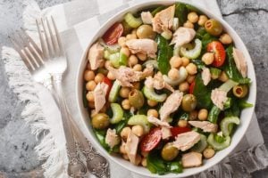6 saladas refrescantes para o almoço de domingo
