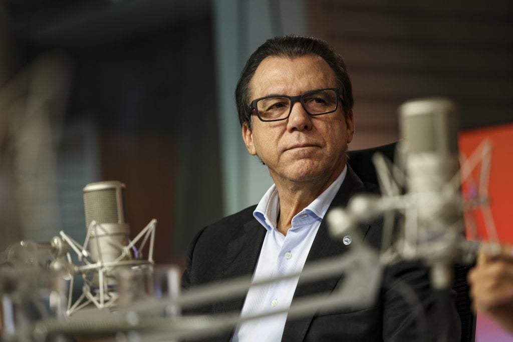 Ministro do Trabalho diz ver condições para aprovar fim da escala 6x1 em ano eleitoral