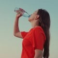 Saúde no verão: 9 mitos e verdades para ficar atento e aproveitar o calor com segurança