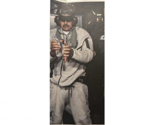 Trump divulga foto de Nicolás Maduro vendado e algemado