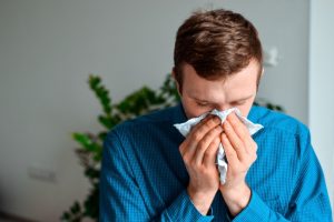 Manchas na pele e perda de sensibilidade? Fique atento à hanseníase