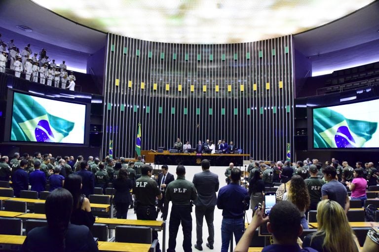 Câmara dos Deputados abre inscrições para concurso para a Polícia Legislativa; salários passam de R$ 20 mil
