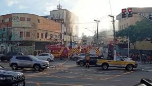 Homem e bebê morrem em incêndio em apartamento na zona leste de SP