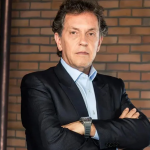 Moraes mantém bloqueio do passaporte e da CNH de Appolinário, dono da Polishop