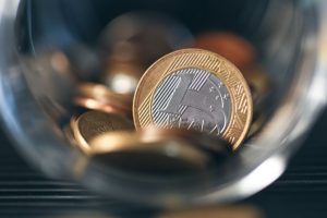 7 simpatias fáceis e poderosas para atrair sorte, proteção e amor