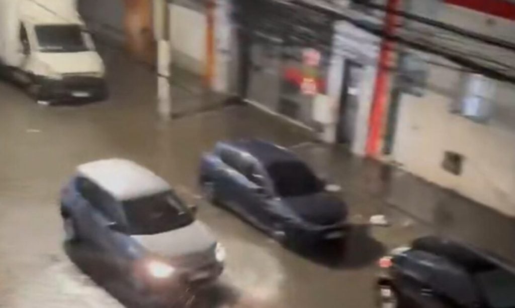 Mais de 50 mil ficam sem luz após chuvas em São Paulo