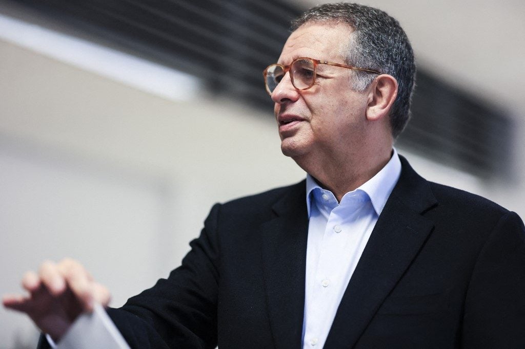 Socialista moderado António José Seguro vence eleições presidenciais em Portugal