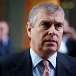 Ex-príncipe Andrew pode ter transmitido informações confidenciais a Epstein