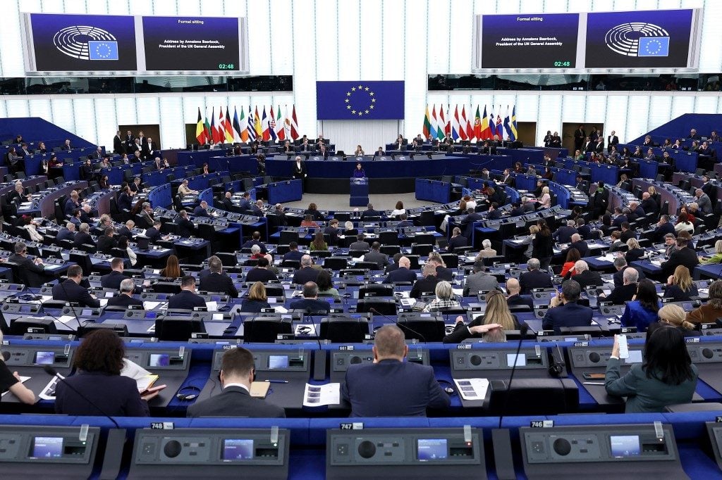 Parlamento Europeu adota salvaguardas para agricultores em acordo com Mercosul