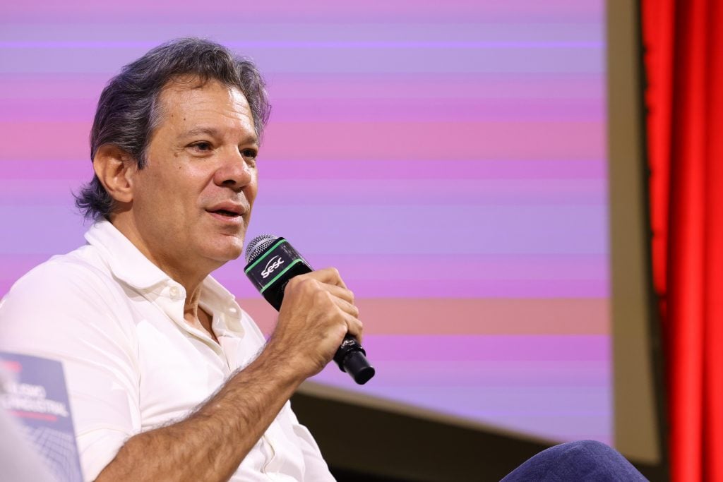 Classe dominante brasileira entende o Estado como dela, diz Haddad