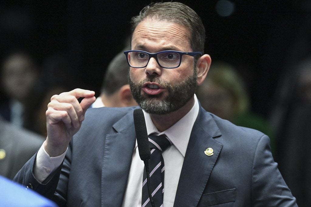TSE retoma o julgamento que pode cassar o senador bolsonarista Jorge Seif