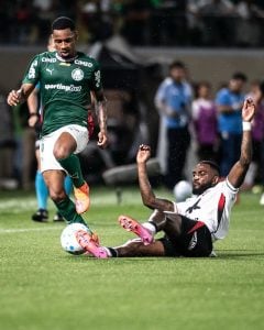 Palmeiras goleia Vitória por 5 a 1 na Arena Barueri