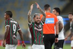 Fluminense vence Botafogo no Maracanã pelo Brasileirão
